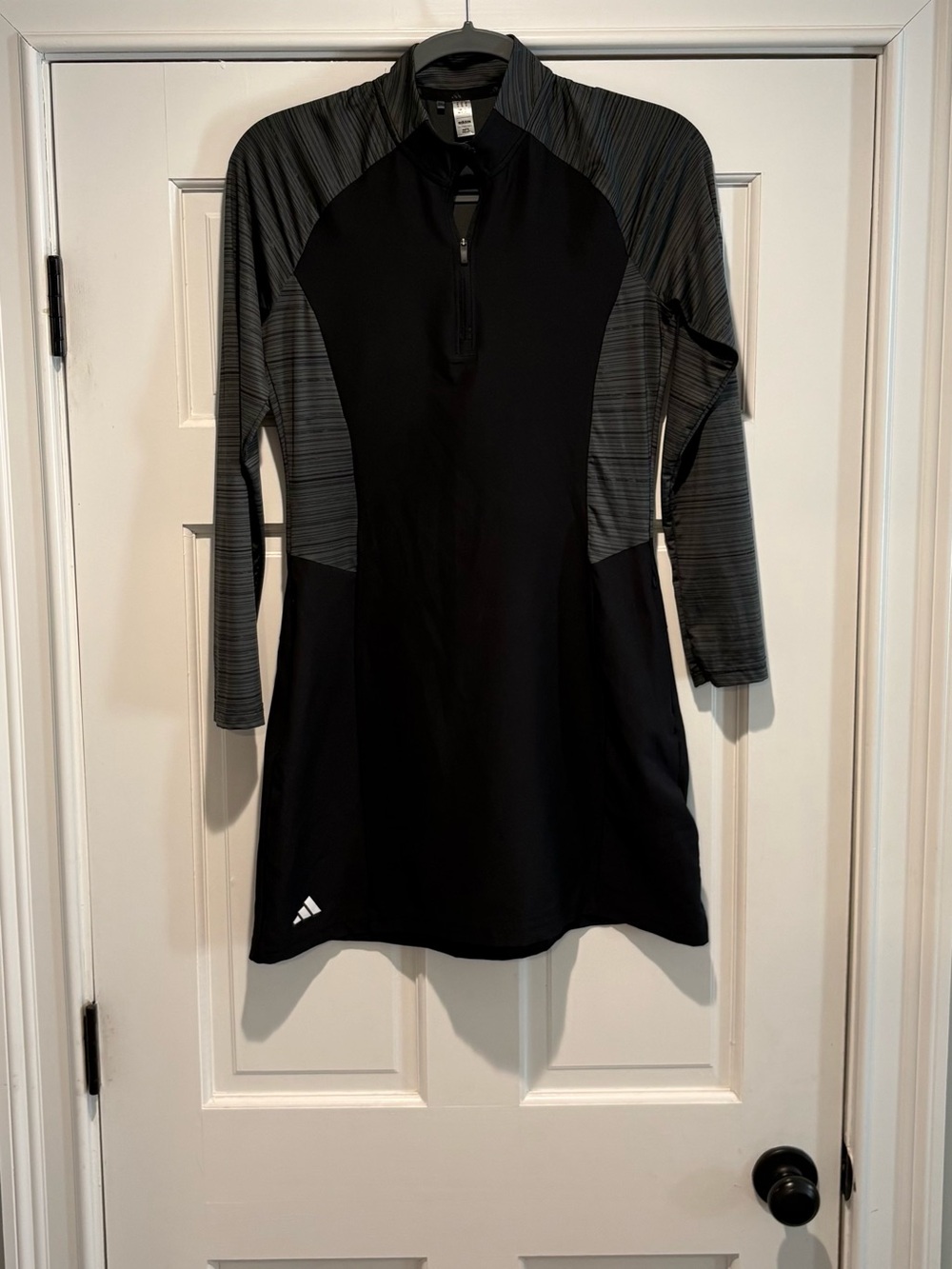 adidas XS Black and Gray Long-Sleeve Half-Zip Sport Tunic